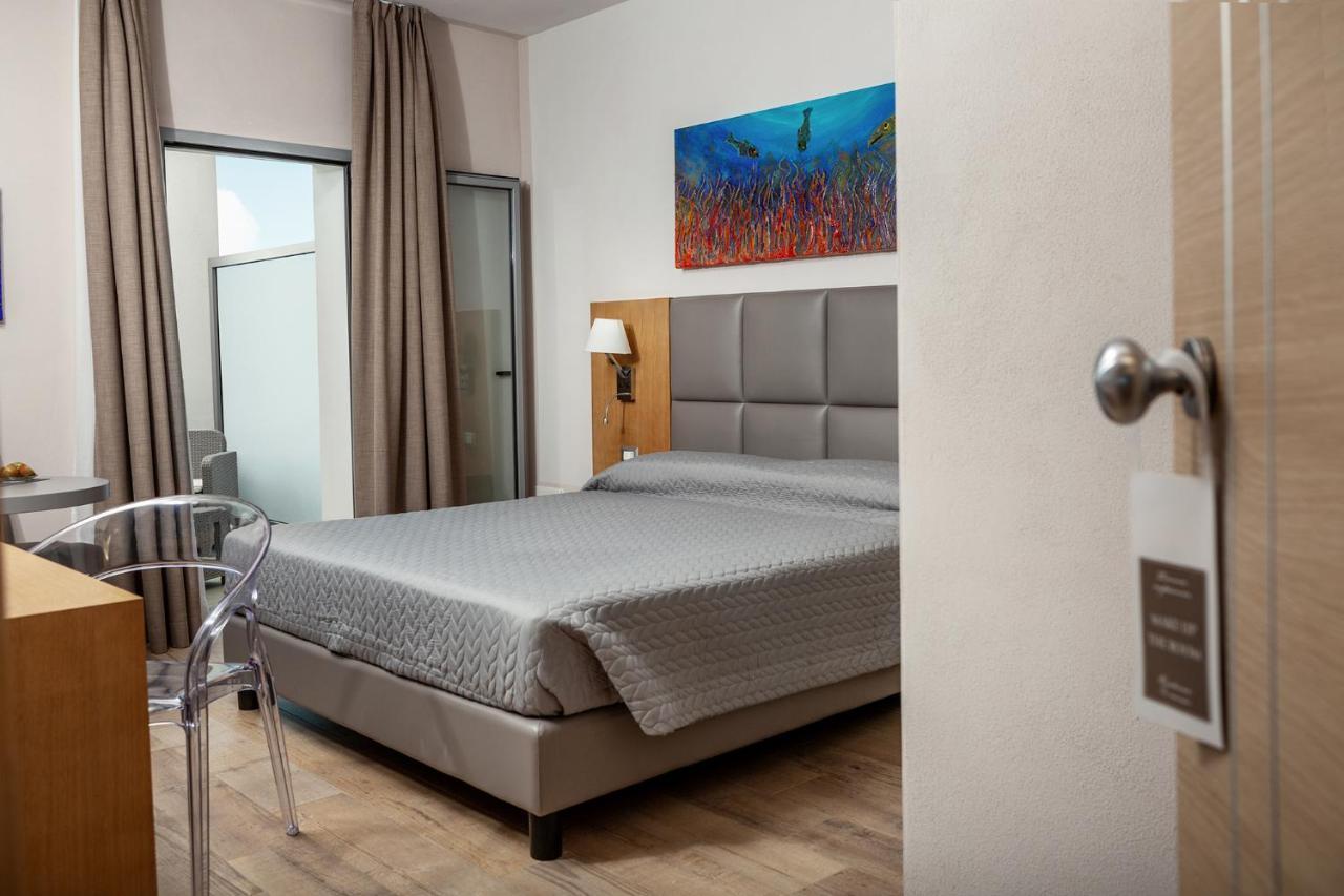 Capotesta Luxury Rooms Santa Teresa Gallura Buitenkant foto